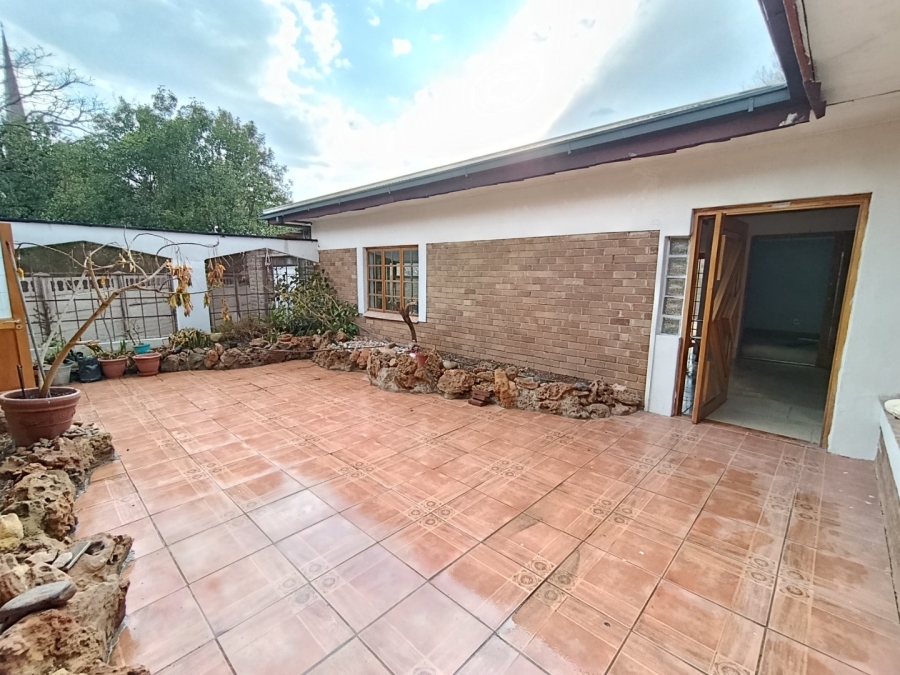 4 Bedroom Property for Sale in Hospitaalpark Free State